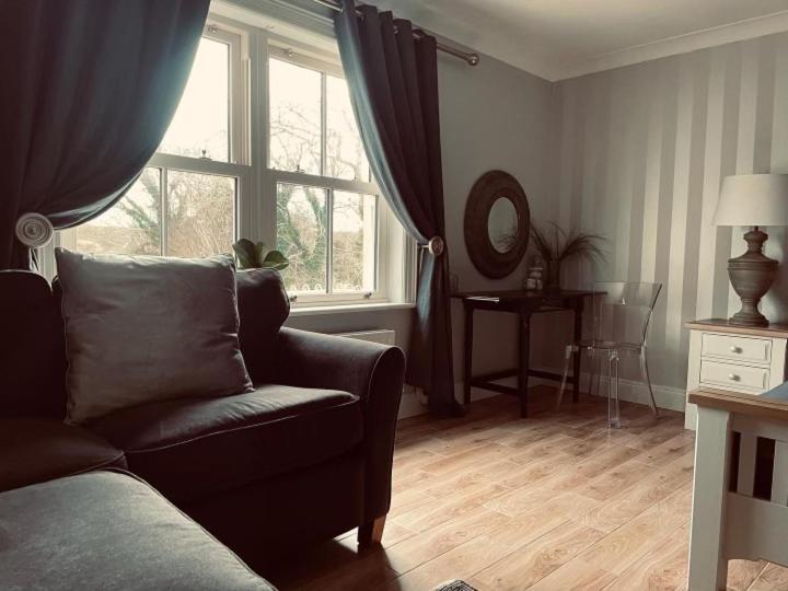 Mal Dua Guest House Клифдън Екстериор снимка